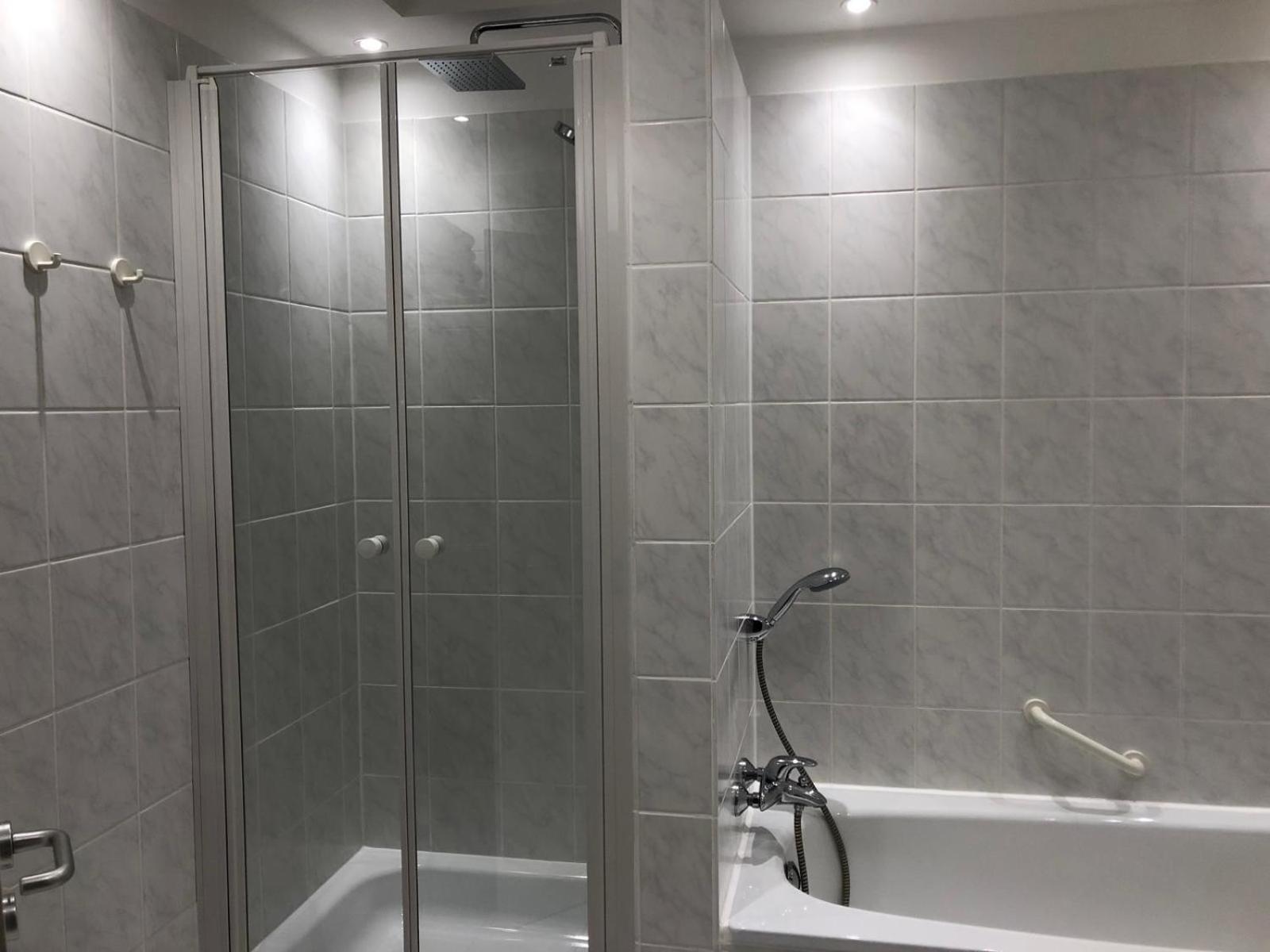 הנובר New Apartment Mit Terrasse מראה חיצוני תמונה